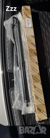 Ляв амортисьор за багажник на Toyota Rav 4 2019-2024